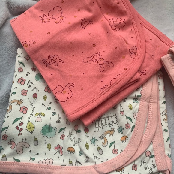 Baby blanket available - Picture 2 of 3